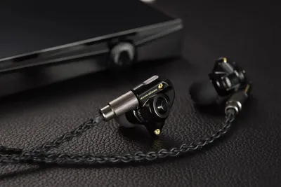 Acoustune HS1300