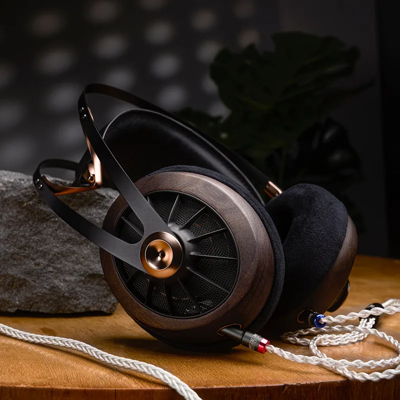 Meze 109 Pro